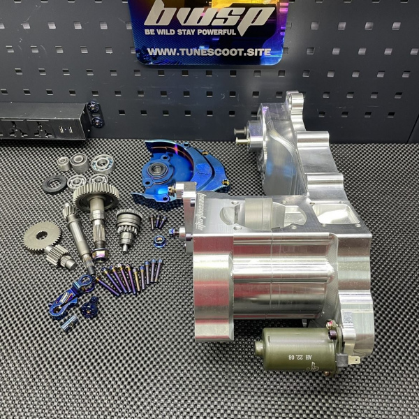 Engine case Dio50 180cc Af18 Af27 billet "Blitz" with electric starter cnc machined - pictures 3 - rights to use Tunescoot