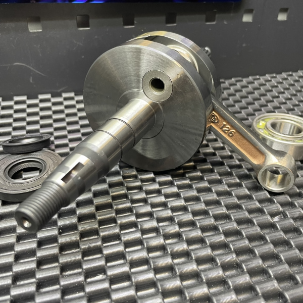 Forged crankshaft for Jog90 Jog50 44mm (+2) long stroke with bearings and oil seals  - pictures 3 - rights to use Tunescoot