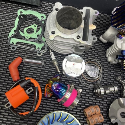 Big bore kit 180cc for Bws125 Cygnus125 Zuma125 cylinder 59mm head Ex19/In21  - pictures 3 - rights to use Tunescoot Big bore kit 180cc for Bws125 Cygnus125 Zuma125 cylinder 59mm head Ex19/In21  - pictures 3 - rights to use Tunescoot