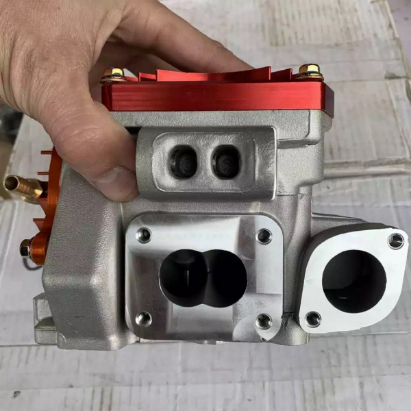 Cylinder head Yamaha Lc135 four valves EX23/IN25 with lids  - pictures 3 - rights to use Tunescoot