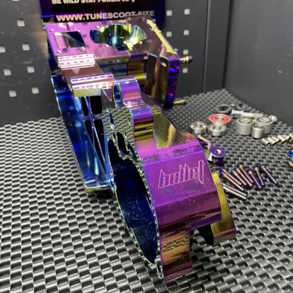 Dio 125cc billet engine case Bwsp "Bullet" for electric starter Dio50 in light rainbow  - pictures 6 - rights to use Tunescoot Dio 125cc billet engine case Bwsp "Bullet" for electric starter Dio50 in light rainbow  - pictures 6 - rights to use Tunescoot