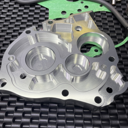 Gears box lid for Dio50 Af18 billet dio cover with bearing  - 9 Gears box lid for Dio50 Af18 billet dio cover with bearing  - 9