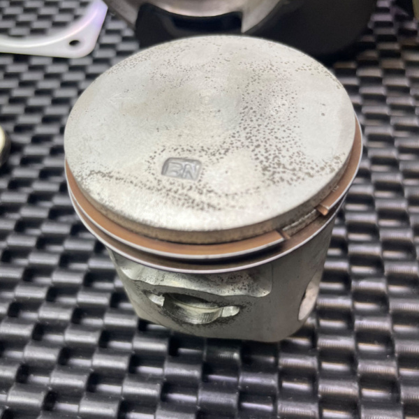 Cylinder kit 55.5mm for Lead100  - pictures 5 - rights to use Tunescoot