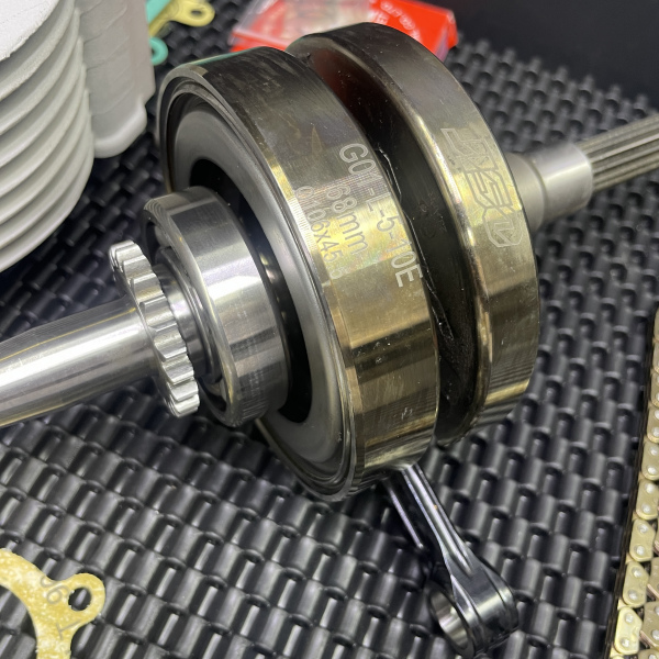 Big bore set 230cc for Bws125 with ceramic cylinder four valves - pictures 10 - rights to use Tunescoot