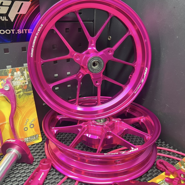 ヴァイスシュヴァルツ ロボコさん TD - PINK SIG GEM MT 10 ヴァイスシュヴァルツ ロボコさん TD - PINK SIG GEM MT 10