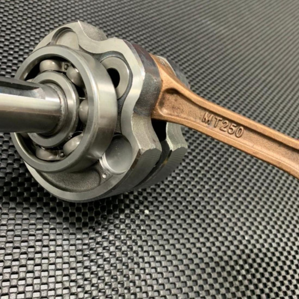 Crankshaft for DT230 MT250  - pictures 4 - rights to use Tunescoot