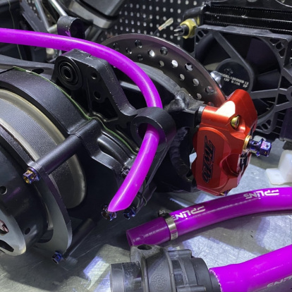 GY6 180cc engine for Honda Ruckus water cooling - pictures 7 - rights to use Tunescoot GY6 180cc engine for Honda Ruckus water cooling - pictures 7 - rights to use Tunescoot