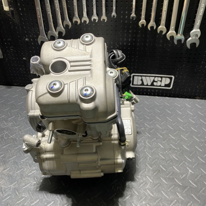 NC300CC twin camshaft engine with 84mm cylinder Options