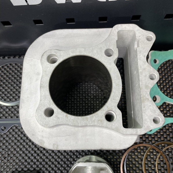 Ceramic cylinder kit 61mm for Address V125 160cc  - pictures 5 - rights to use Tunescoot