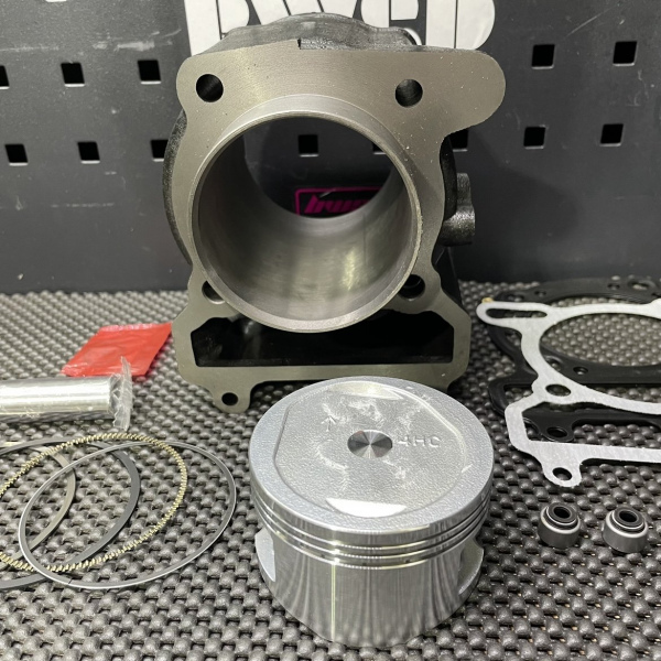 Cylinder kit for Majesty250 Yp250 big bore 70mm(260cc) 72.5mm(300cc)  - pictures 3 - rights to use Tunescoot