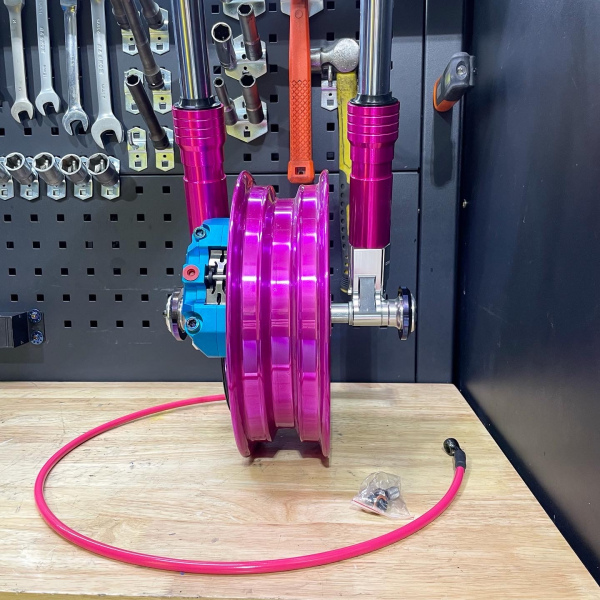 Jog50 front wheel set up disk brake  - pictures 7 - rights to use Tunescoot