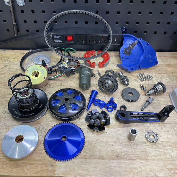 Disassembled engine Dio50 Af18 90cc with water cooling ceramic cylinder  - 2